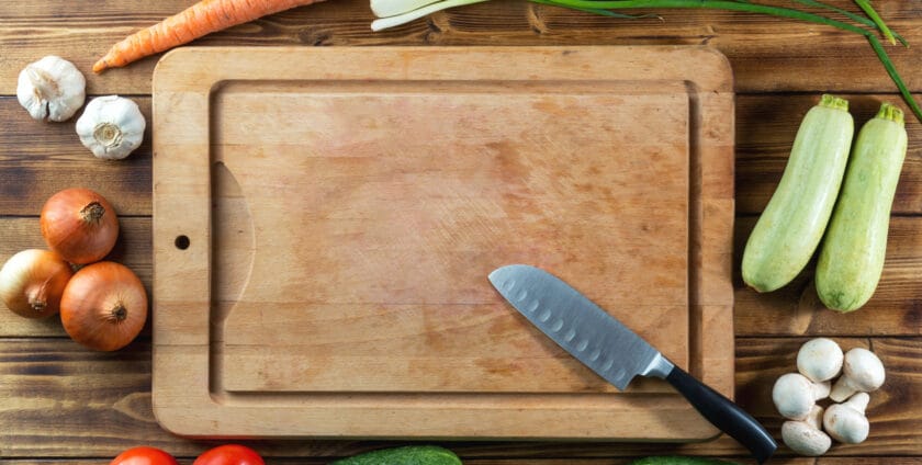 natural wood chopping board